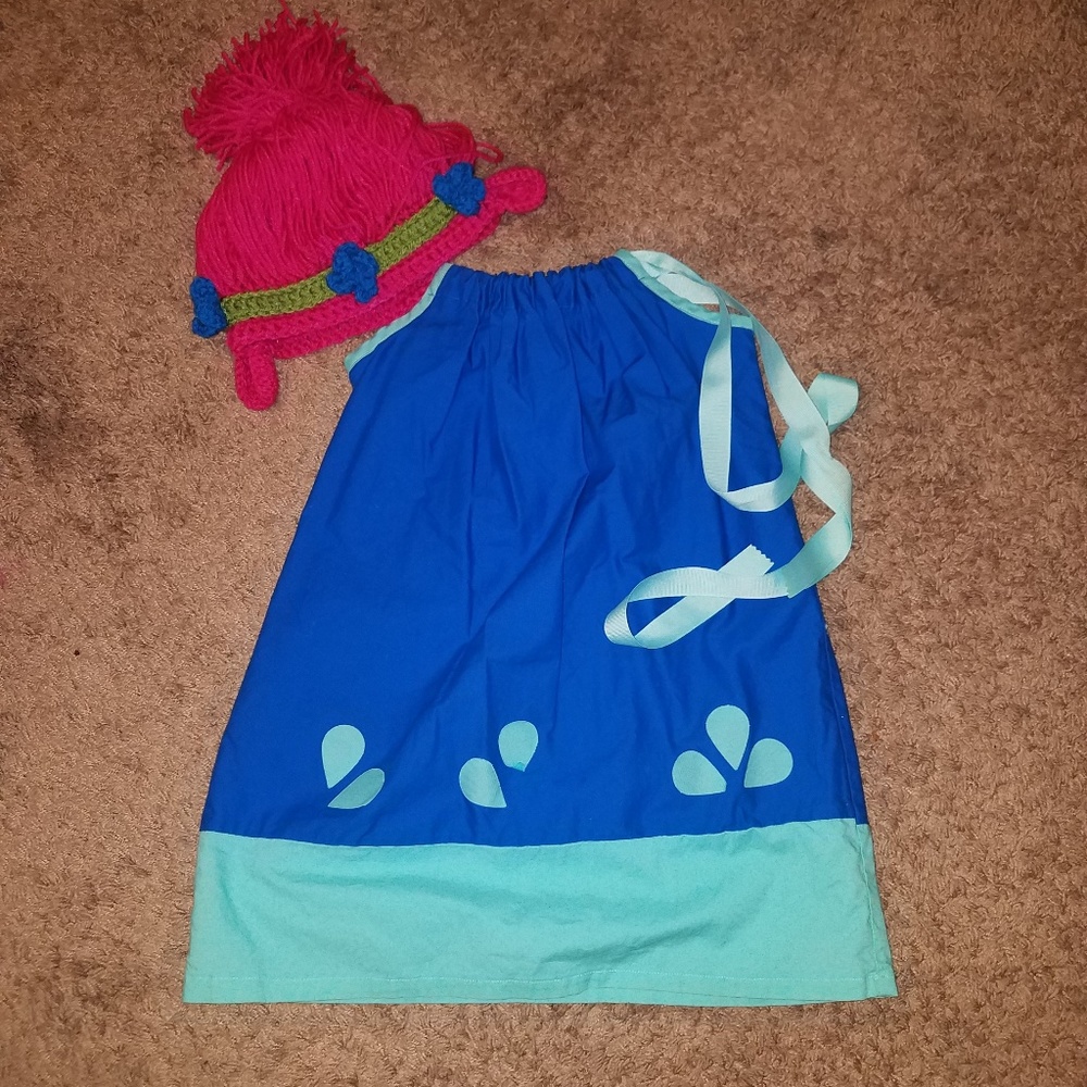 Princess poppy costume